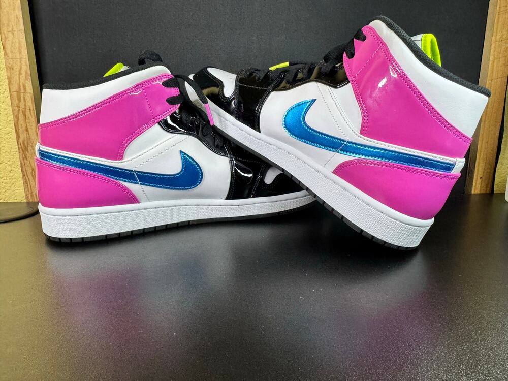 Nike Air Jordan 1 Mid SE Cyber Active Fuchsia CZ9834-100 Men’s Size 11